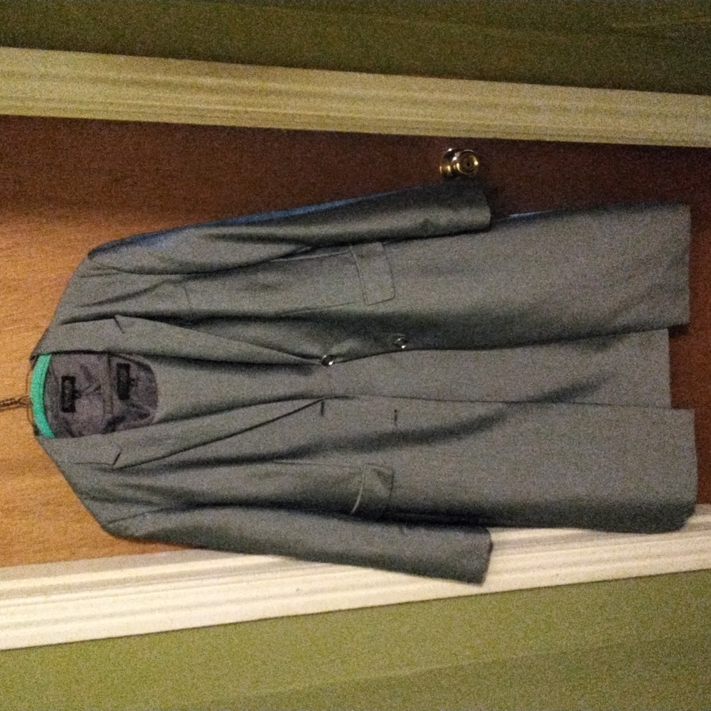 A gray dress suit